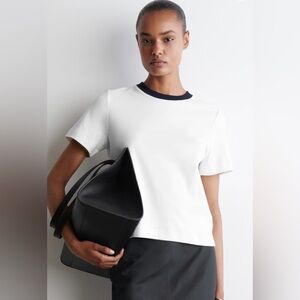 COS CLEAN CUT REGULAR T-SHIRT IN BLUE AND WHITE